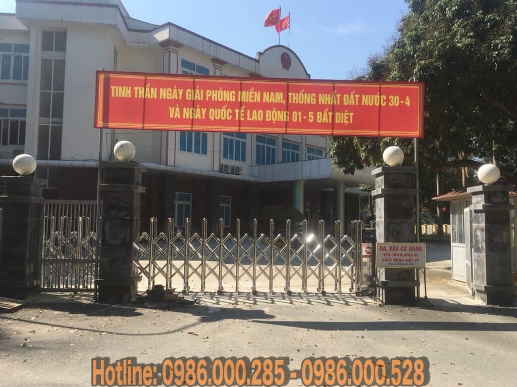 6a7c8af74225ac7bf534 1 Lắp đặt cổng xếp Inox-304 TAK-004 Tại UBND huyện Thọ Xuân, Thanh Hoá Toàn An Khánh